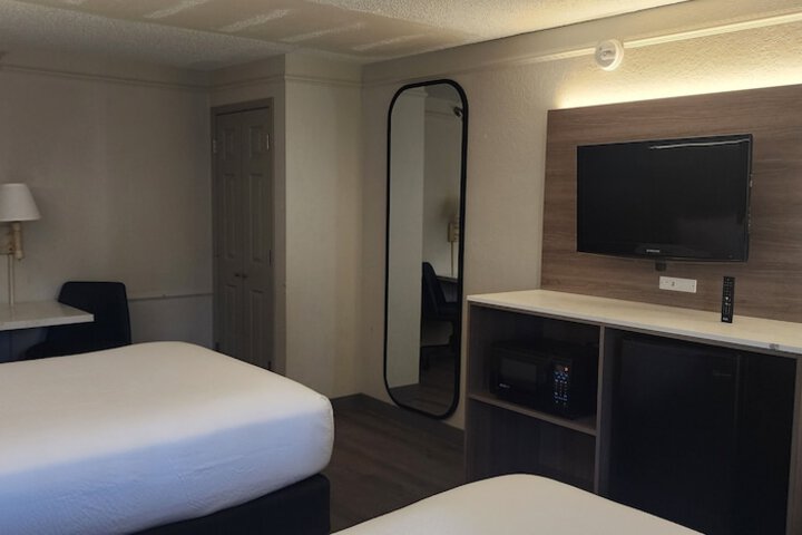 La Quinta by Wyndham St. Petersburg-Clearwater