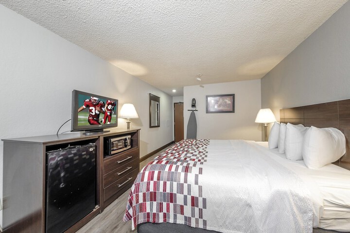 Room 15 of 34