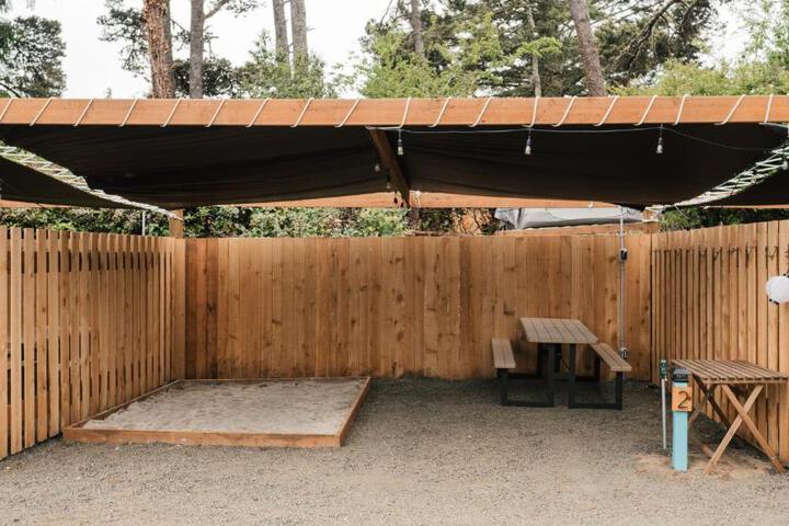 Gravity Haus Westport