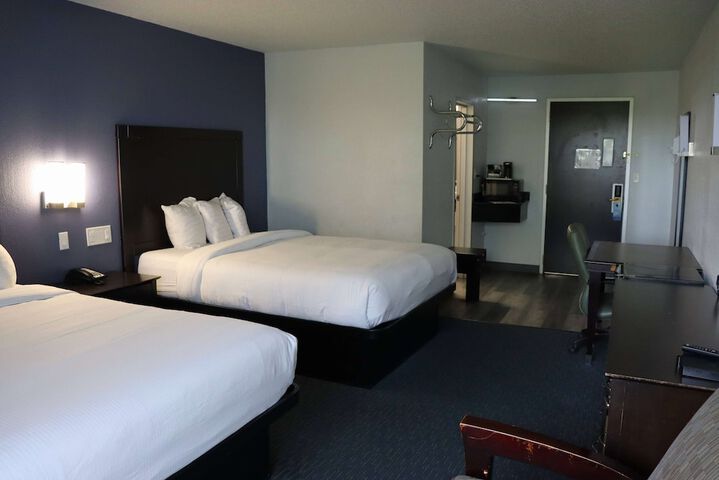 Room 17 of 51
