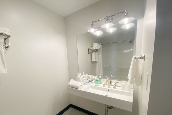 Room 20 of 60