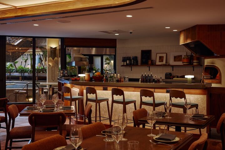 Dining 79 of 130