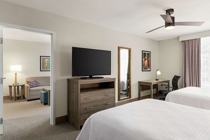 Room 19 of 34