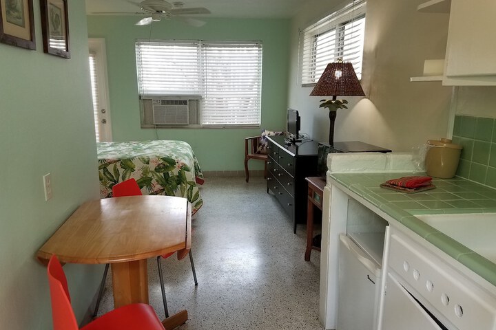Room 62 of 218