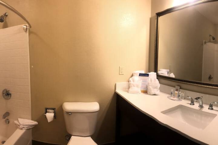 Room 43 of 81