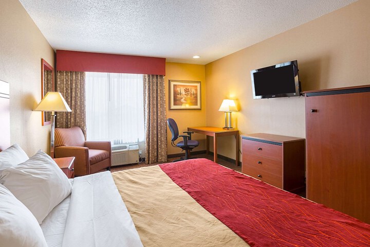 Room 27 of 47