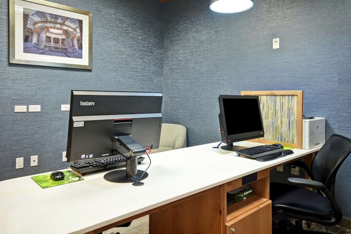 Business Center 45 of 45
