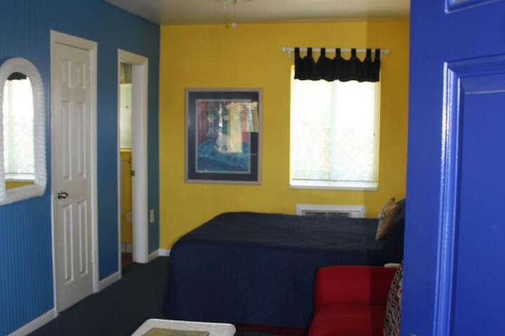 Room 27 of 56