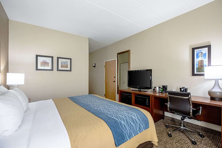 Room 21 of 39