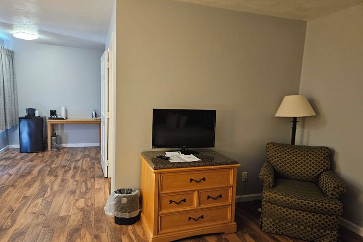Room 14 of 79