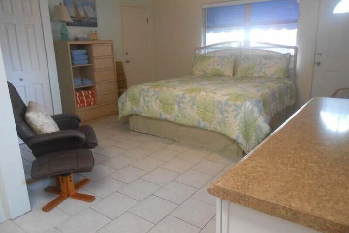 Room 46 of 79