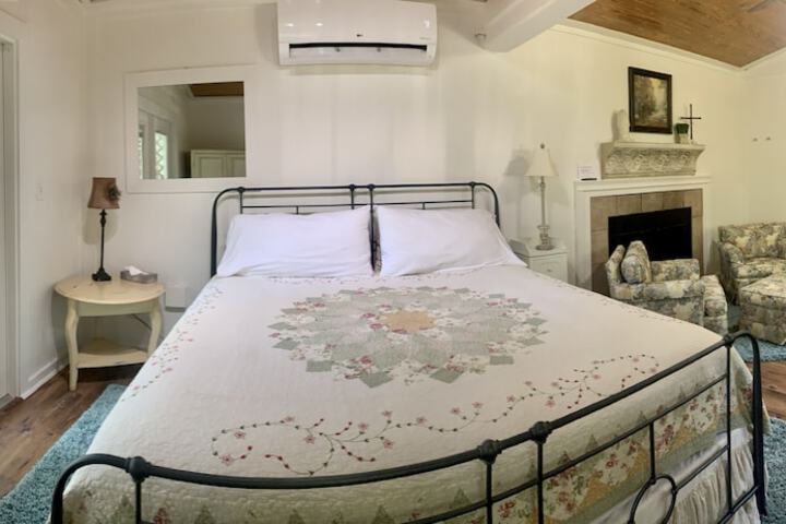 Room 93 of 110
