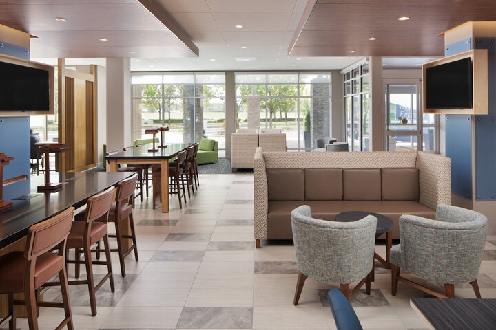 Hotel Interior 10 of 34