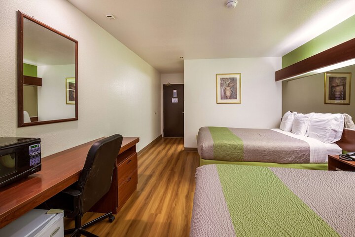 Motel 6 Dixon CA