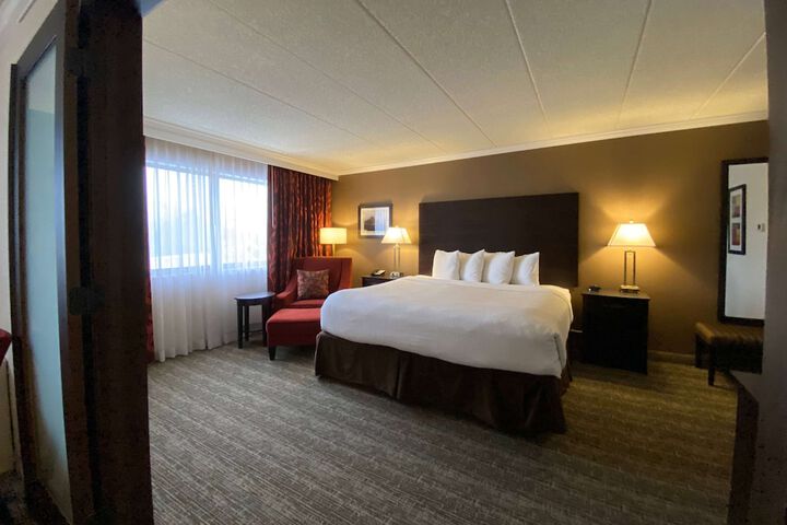 Room 9 of 50