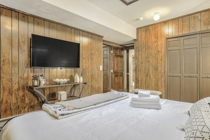 Paradise Cabin