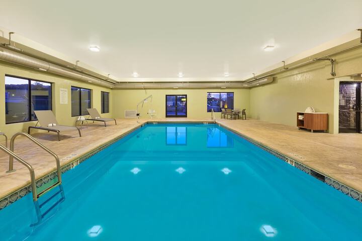 Pool 7 of 40
