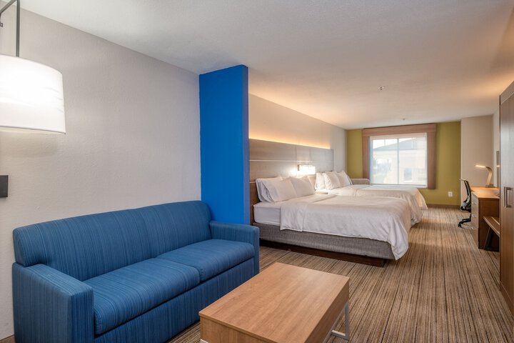 Room 16 of 37