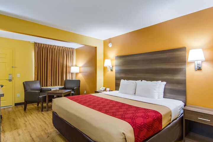 Room 34 of 44