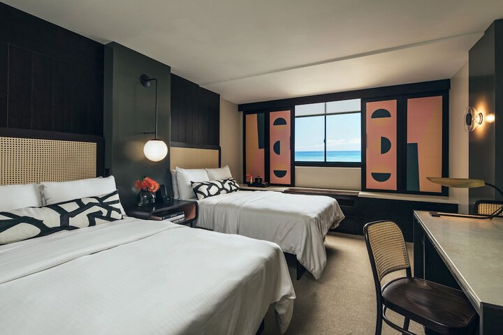 Room 16 of 51