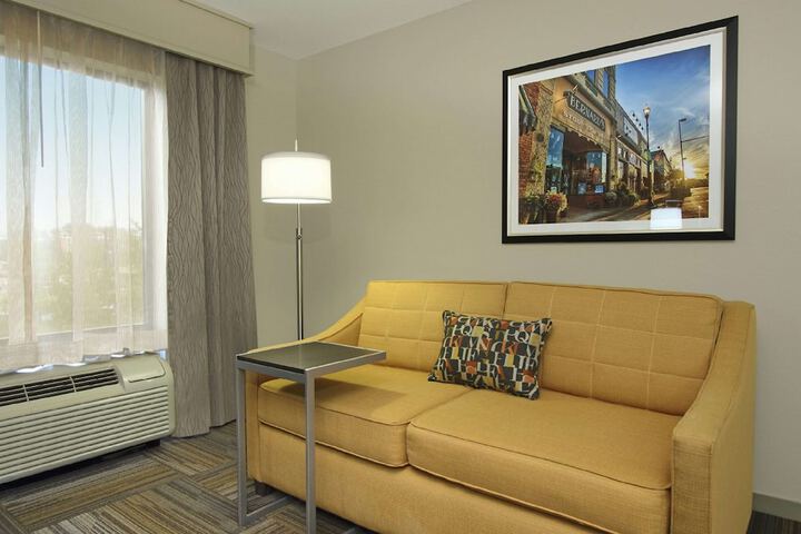 Room 10 of 31