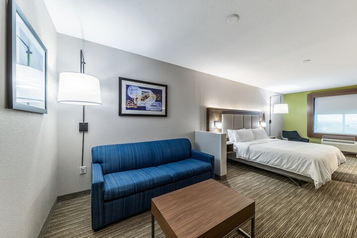 Holiday Inn Express & Suites Fort Worth - Fossil Creek by IHG