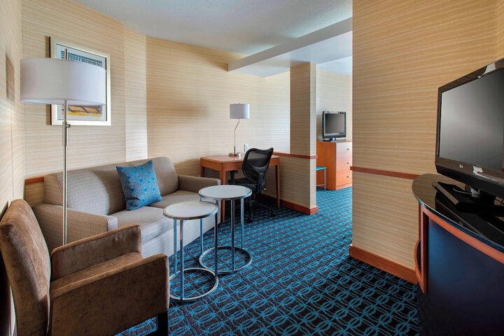 Room 16 of 22