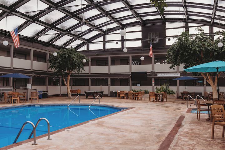 Pool 4 of 52