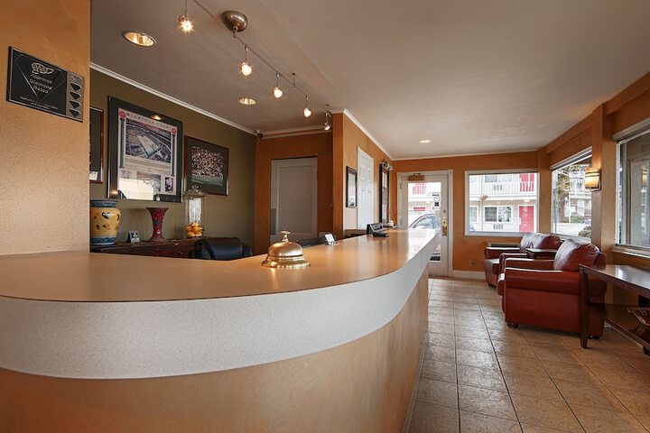 Hotel Interior 9 of 35