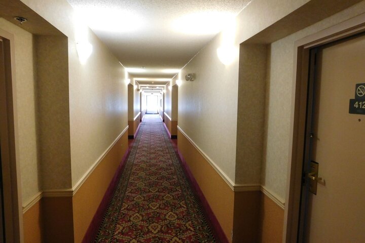 Ballroom/Hall 40 of 43