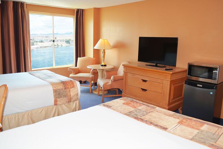 Laughlin River Lodge