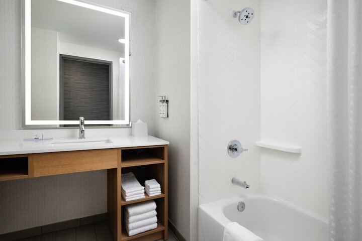 Holiday Inn Cincinnati Liberty Way by IHG