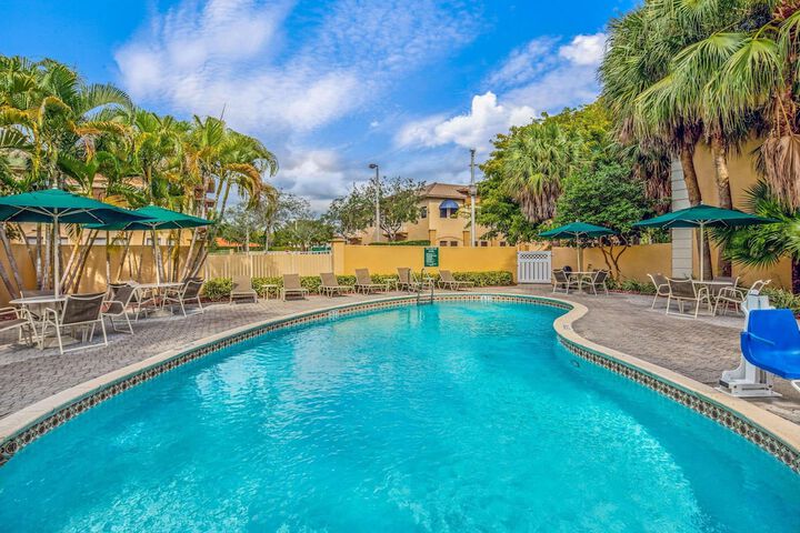 Pool 5 of 31