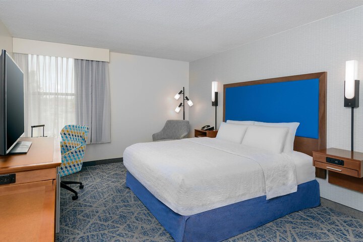 Hampton Inn Buffalo-Airport / Galleria Mall