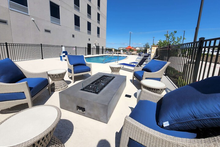 Pool 6 of 31