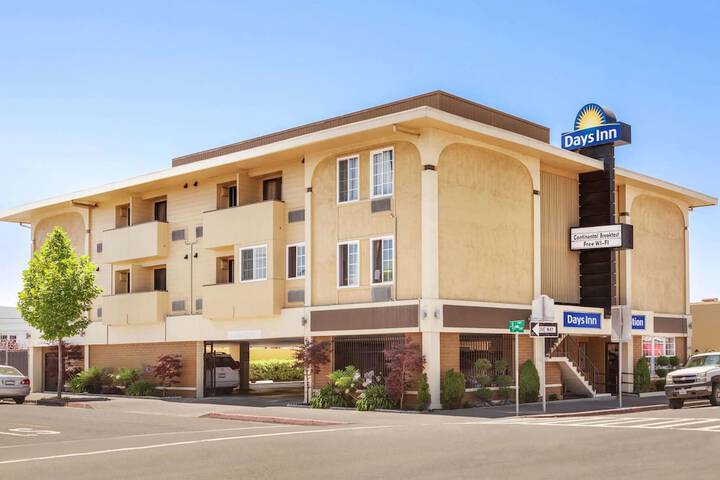 Hotel 3 of 24