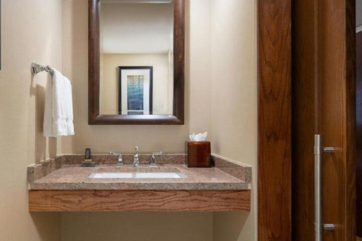 The Lincoln Marriott Cornhusker Hotel