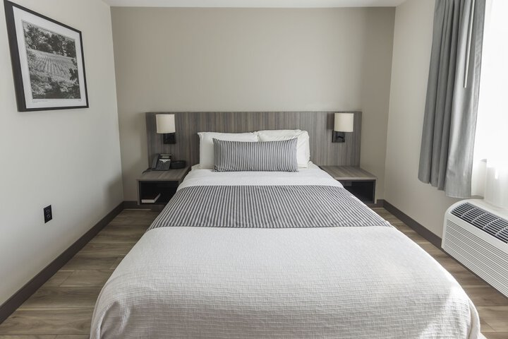 Room 17 of 26