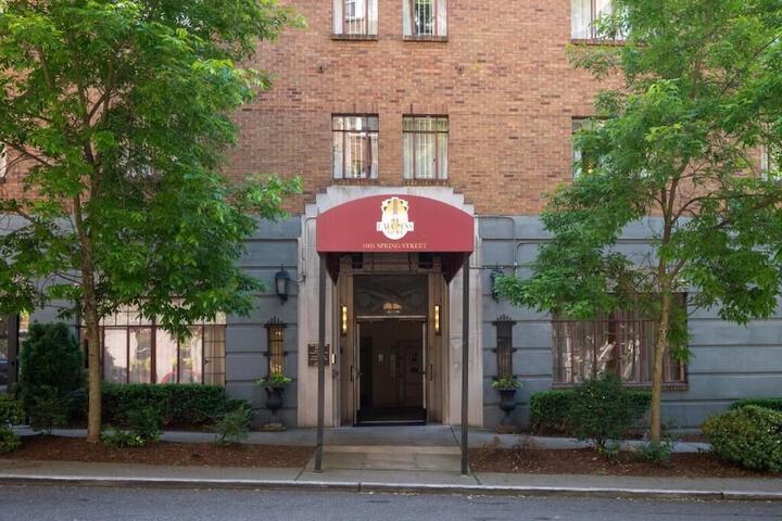 Hotel 2 of 40