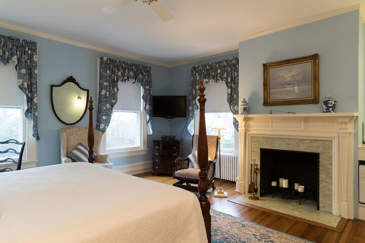 Room 100 of 239