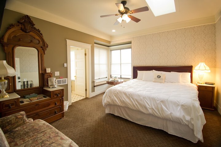 Birchfield Manor Inn and Restaurant