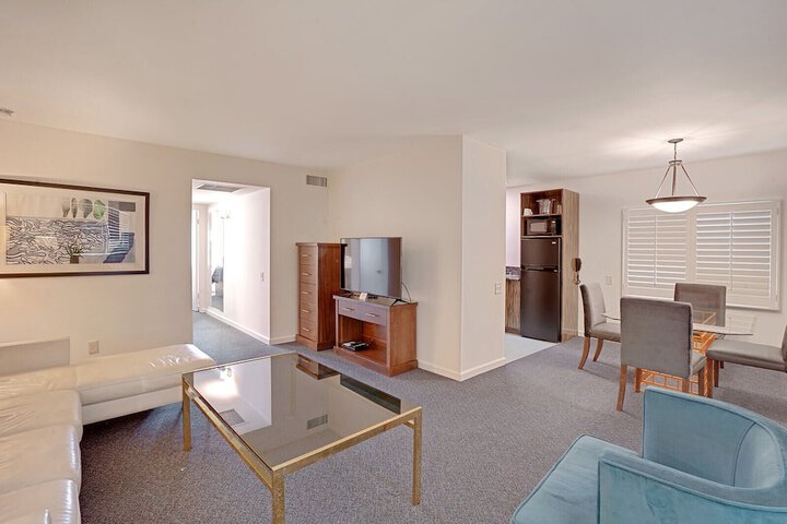 Room 18 of 24
