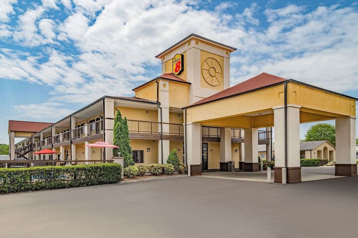 Hotel 5 of 37