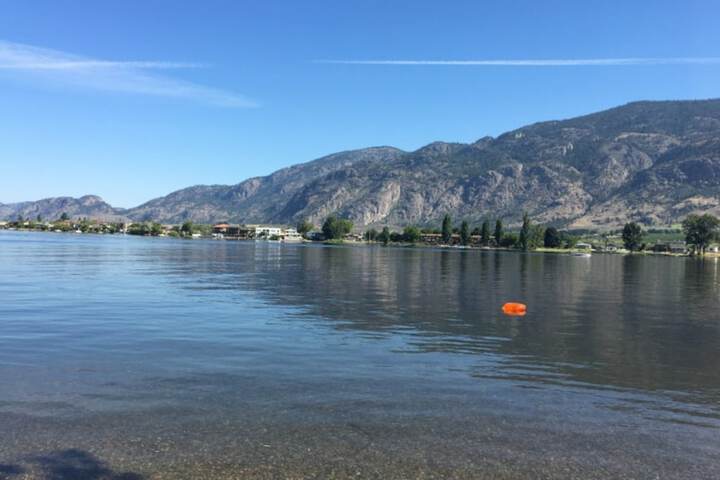 Holiday Inn Hotel & Suites Osoyoos by IHG