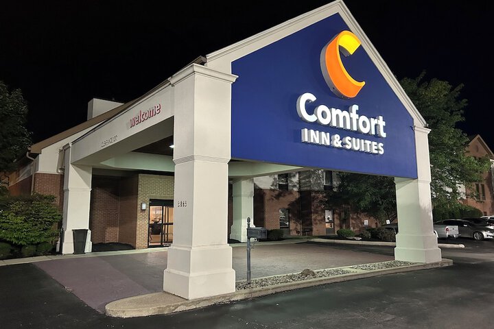 Comfort Inn & Suites Toledo North