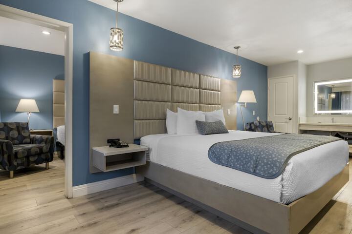 Room 15 of 41