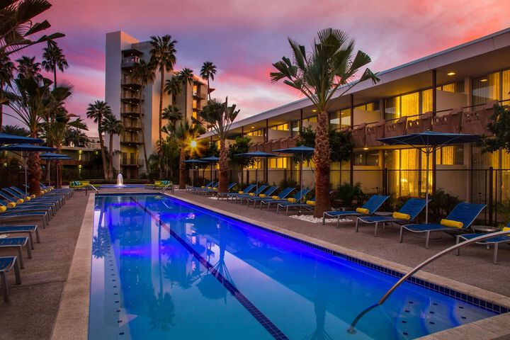 Hotel Valley Ho