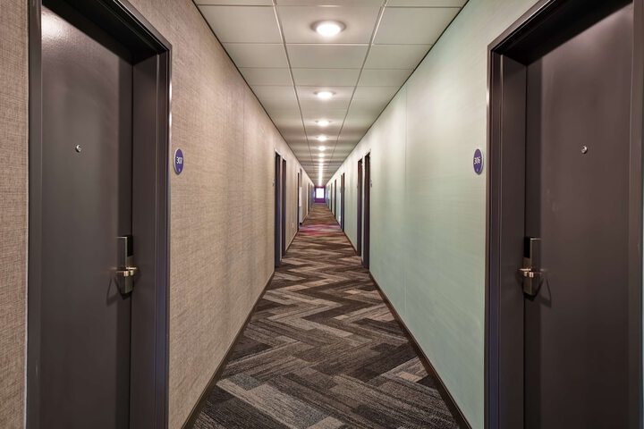 Room 16 of 44