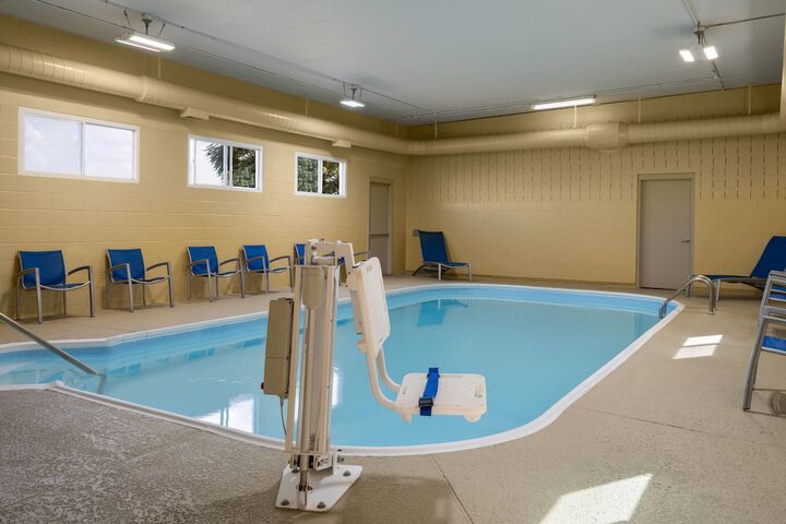 AmericInn by Wyndham Urbana / Champaign University Area