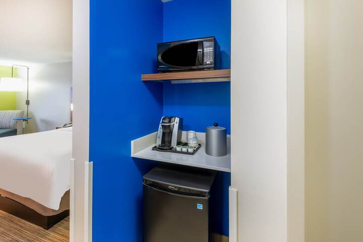 Room 31 of 39